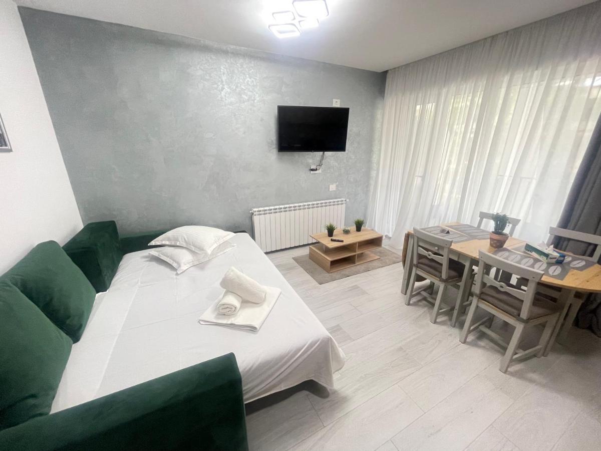 Velier Holiday Apartments Mamaia Kültér fotó